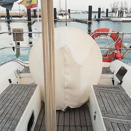 Boat-Apartamento Flotante Cadiz.. La Juanita Arroyo מראה חיצוני תמונה