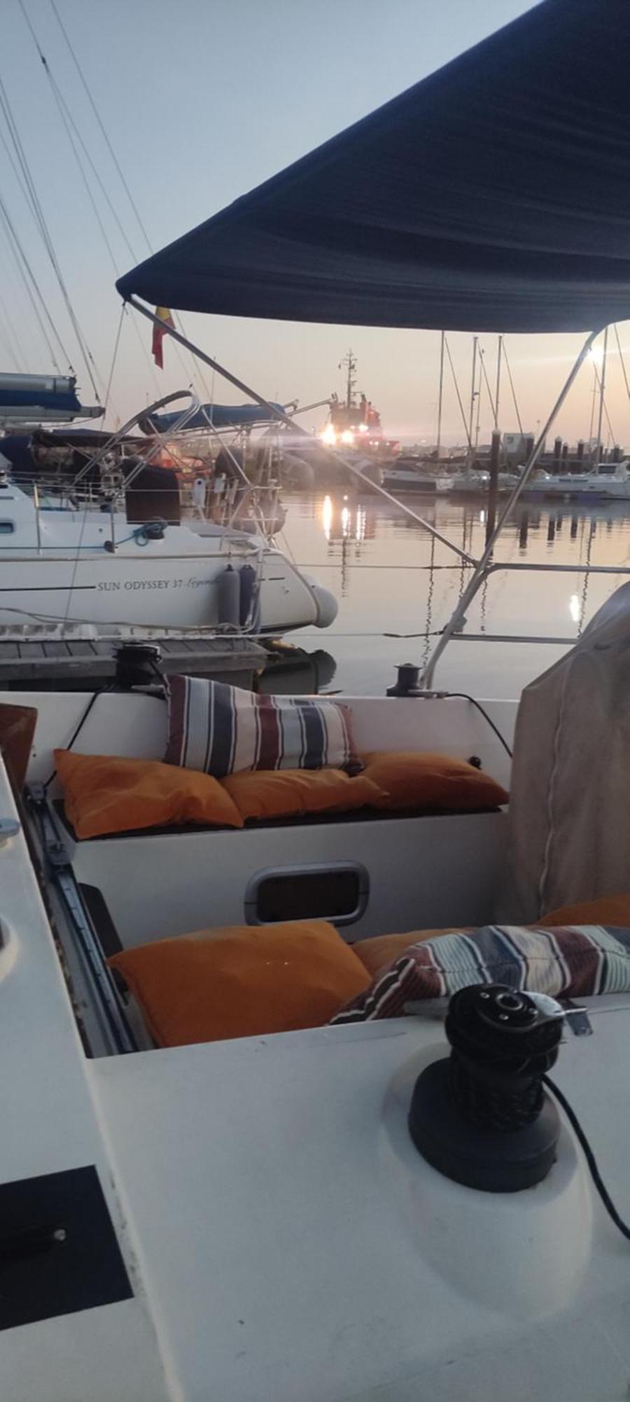 Boat-Apartamento Flotante Cadiz.. La Juanita Arroyo מראה חיצוני תמונה